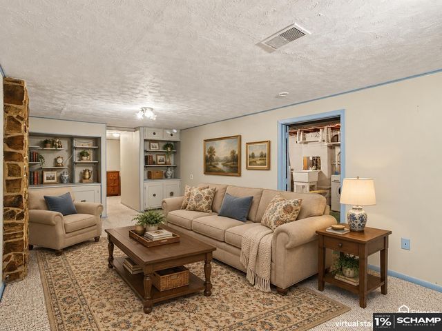 12305 Weir Street, Omaha, NE 68137