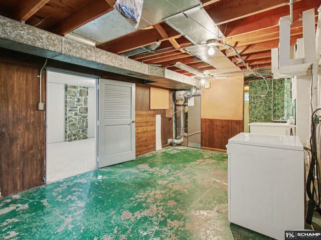 12305 Weir Street, Omaha, NE 68137