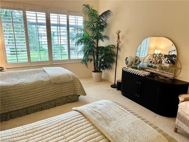 27080 Lake Harbor CT # 202, Bonita Springs, FL 34134