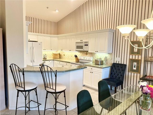 27080 Lake Harbor CT # 202, Bonita Springs, FL 34134