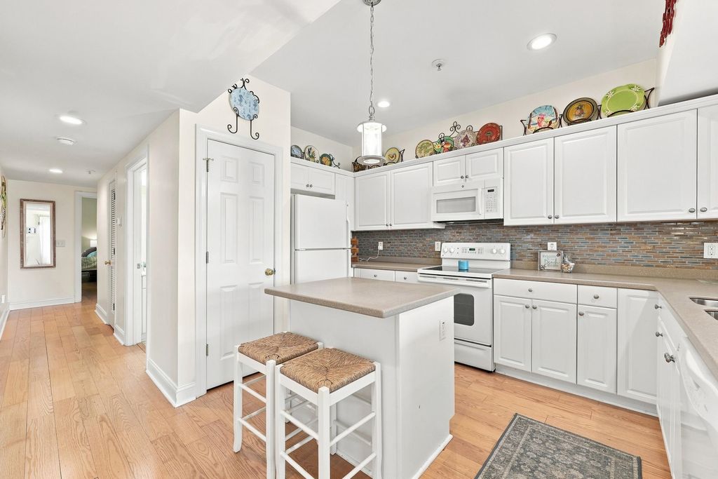 311 2nd Ave N Unit 101, North Myrtle Beach, SC 29582 — photo 3