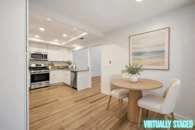 4 Windwood, Irvine, CA 92604