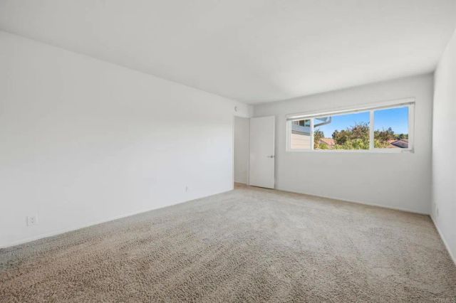4 Windwood, Irvine, CA 92604