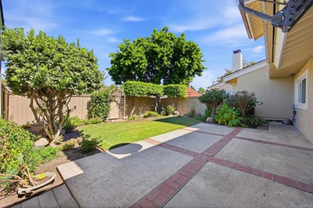 4 Windwood, Irvine, CA 92604