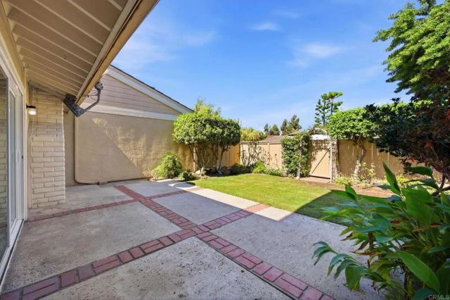 4 Windwood, Irvine, CA 92604