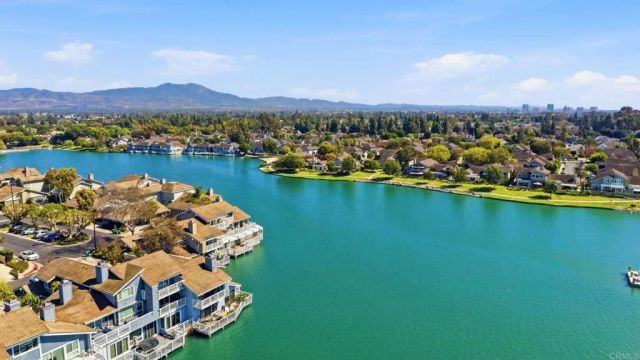 4 Windwood, Irvine, CA 92604