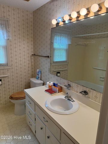 5583 Woodduck Circle, Wilmington, NC 28409