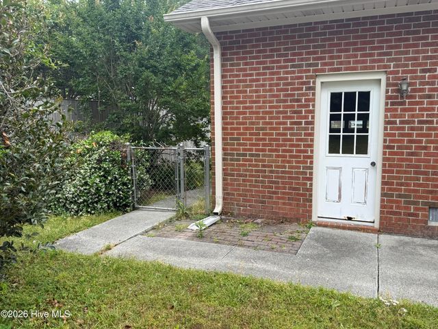 5583 Woodduck Circle, Wilmington, NC 28409