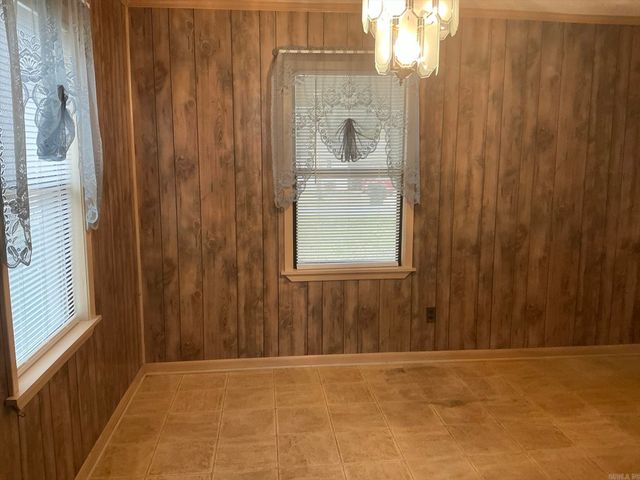 1428 James, Crossett, AR 71635