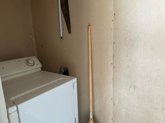 1428 James, Crossett, AR 71635