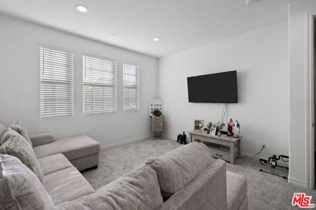 6625 Ardmore Court, Palmdale, CA 93552