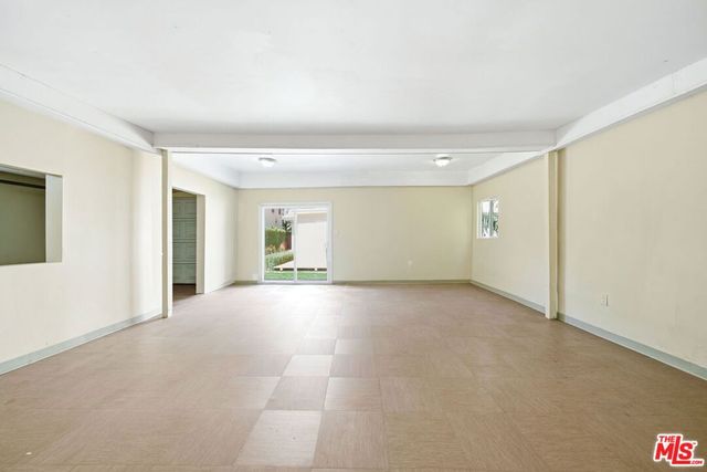 1620 S Victoria Avenue, Los Angeles, CA 90019