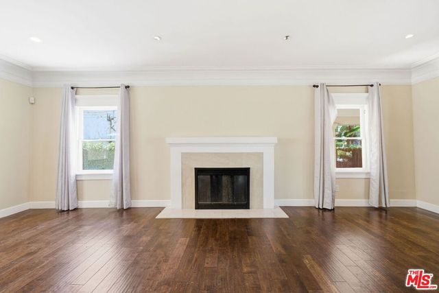 1620 S Victoria Avenue, Los Angeles, CA 90019