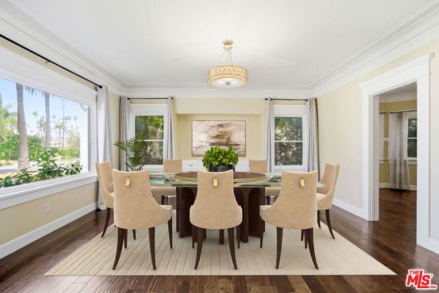 1620 S Victoria Avenue, Los Angeles, CA 90019