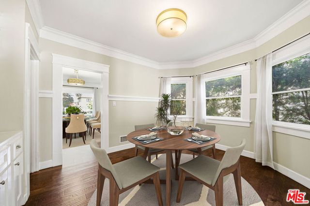 1620 S Victoria Avenue, Los Angeles, CA 90019