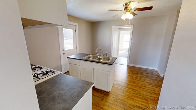 704 N Sherman Avenue, Okmulgee, OK 74447
