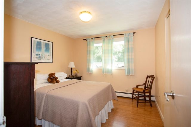 11 Mary Agnes Road, Framingham, MA 01701