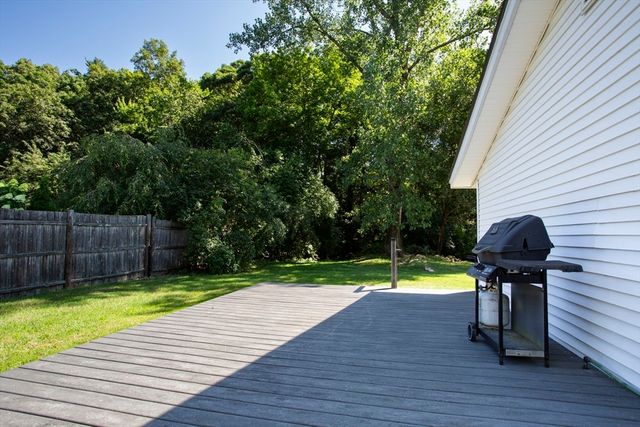 11 Mary Agnes Road, Framingham, MA 01701