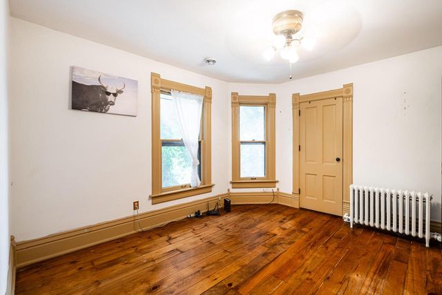 524 Madison STREET, Waukesha, WI 53188