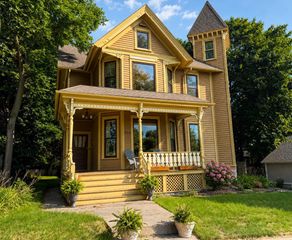 524 Madison STREET, Waukesha, WI 53188