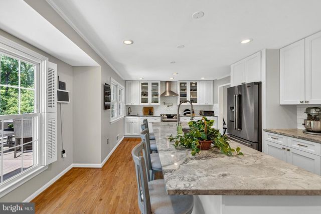 3914 RIVE DR, Alexandria, VA 22309