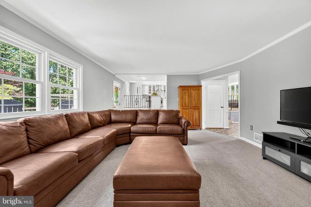3914 RIVE DR, Alexandria, VA 22309