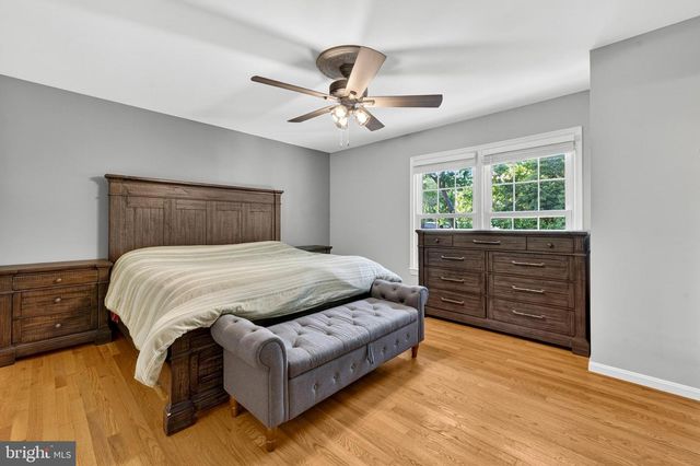 3914 RIVE DR, Alexandria, VA 22309