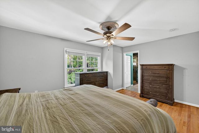 3914 RIVE DR, Alexandria, VA 22309