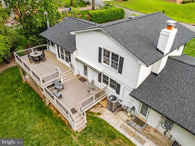 3914 RIVE DR, Alexandria, VA 22309