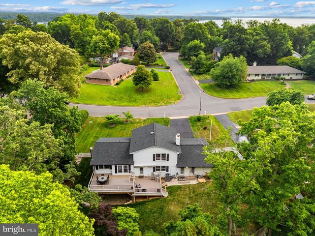 3914 RIVE DR, Alexandria, VA 22309