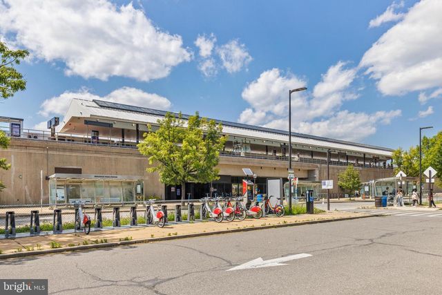 3914 RIVE DR, Alexandria, VA 22309