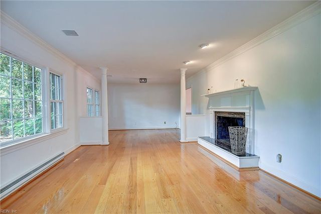 609 Thalia Point RD, Virginia Beach, VA 23452