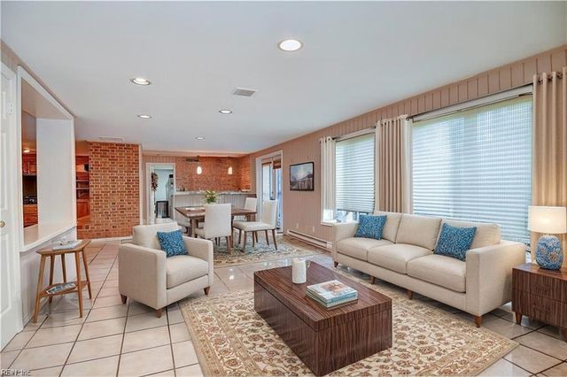 609 Thalia Point RD, Virginia Beach, VA 23452