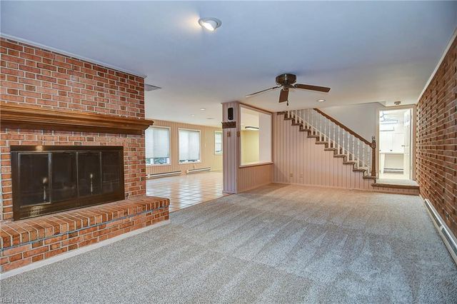 609 Thalia Point RD, Virginia Beach, VA 23452