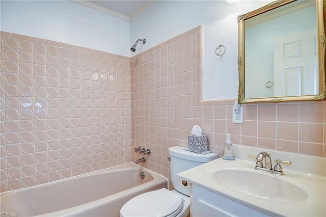 609 Thalia Point RD, Virginia Beach, VA 23452