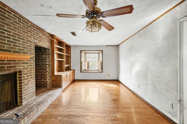 2511 Spring Drive SE, Smyrna, GA 30080