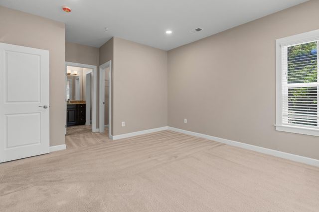 22428 PHILANTHROPIC DR, Ashburn, VA 20148