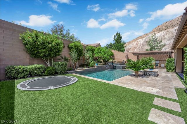 12637 Triangle Reef Court, Las Vegas, NV 89141