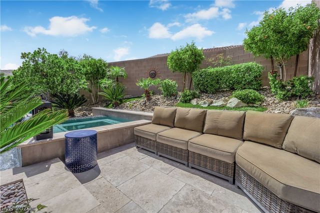 12637 Triangle Reef Court, Las Vegas, NV 89141
