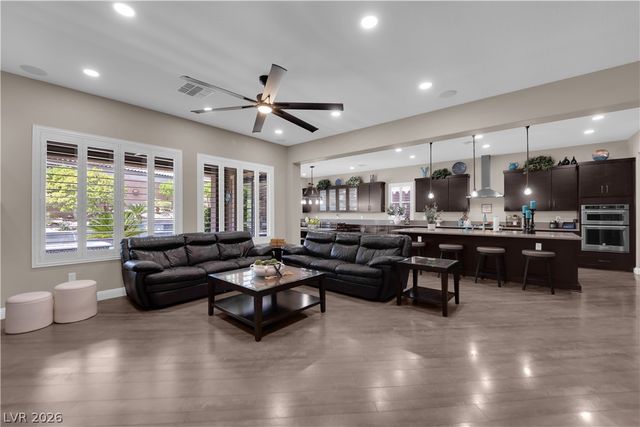 12637 Triangle Reef Court, Las Vegas, NV 89141