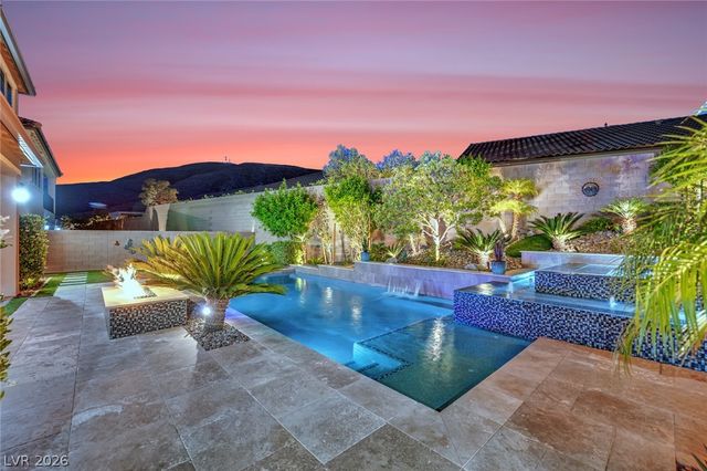 12637 Triangle Reef Court, Las Vegas, NV 89141