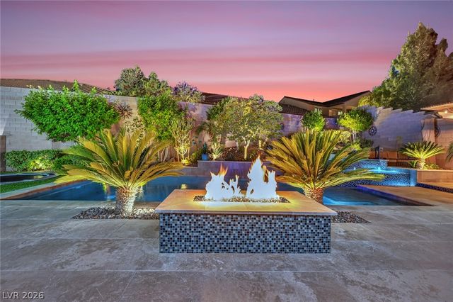 12637 Triangle Reef Court, Las Vegas, NV 89141
