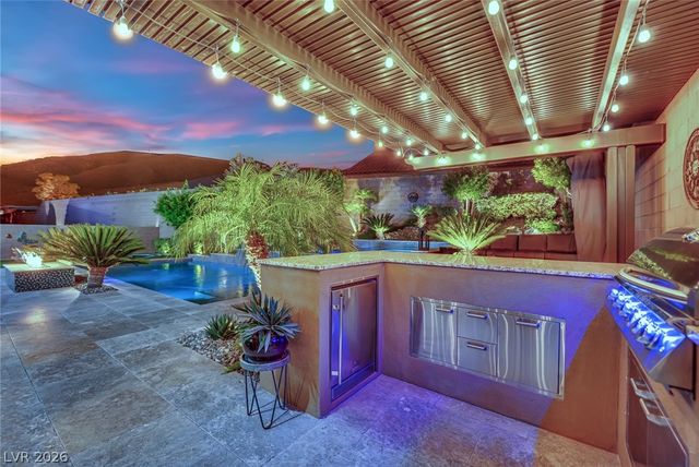 12637 Triangle Reef Court, Las Vegas, NV 89141