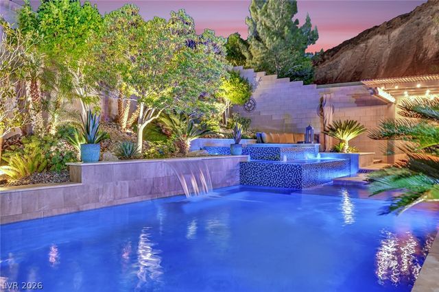 12637 Triangle Reef Court, Las Vegas, NV 89141