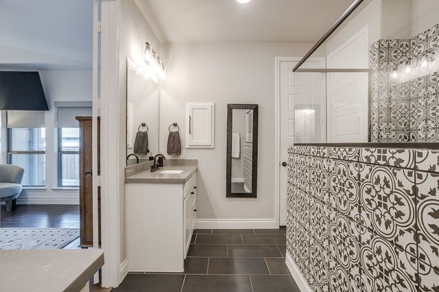 2449 Longspur Drive, Fort Worth, TX 76008