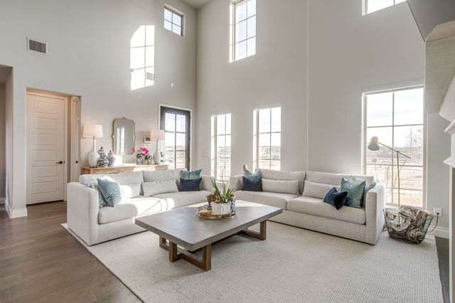 2449 Longspur Drive, Fort Worth, TX 76008