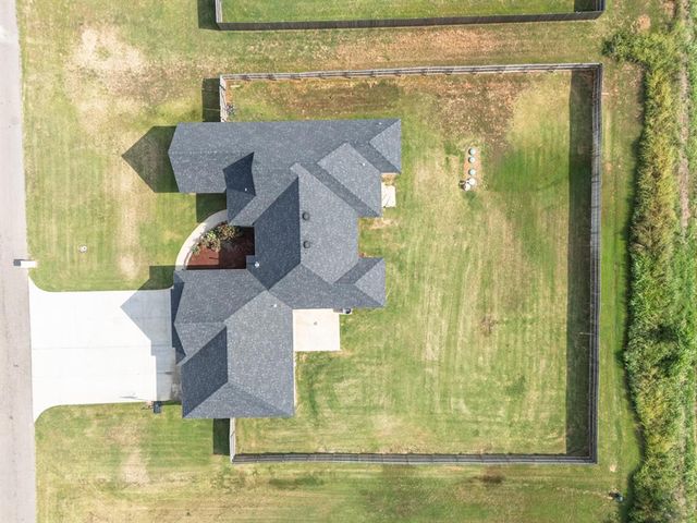 8185 Madison Avenue, Shawnee, OK 74804