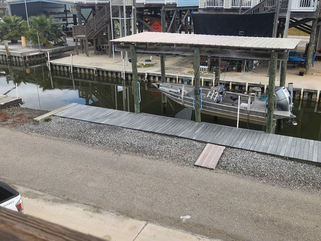 113 Gormley Lane, Grand Isle, LA 70358