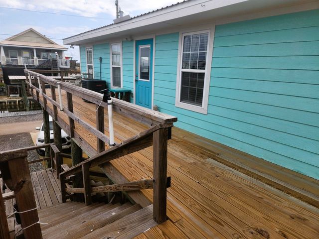 113 Gormley Lane, Grand Isle, LA 70358