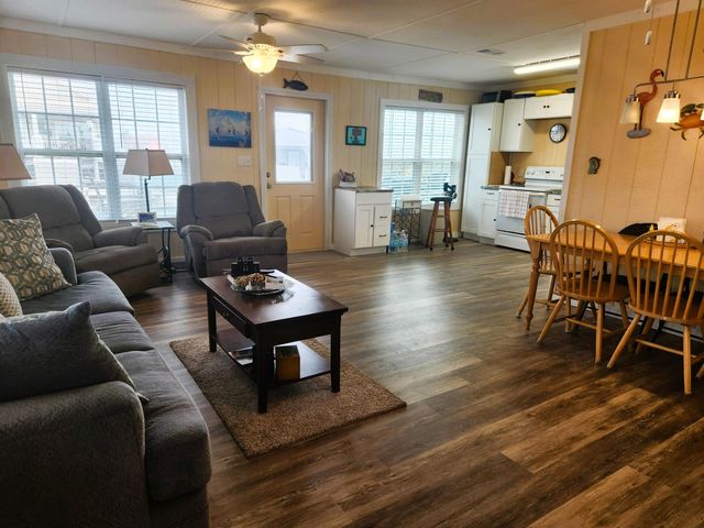 113 Gormley Lane, Grand Isle, LA 70358